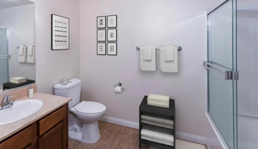Lalas House- 1br With Free Parking, Pool And Sauna Apartment